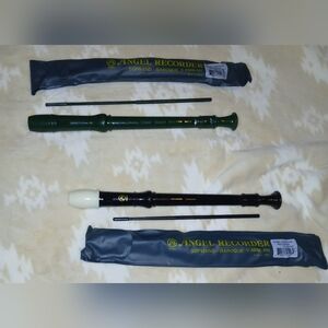 Angel Green and Black Recorder Duo